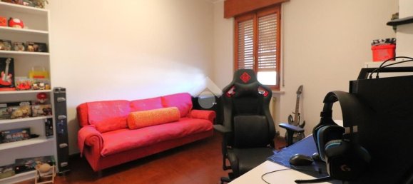 280m² Warehouse in Marmirolo, Italy No. 159055 15