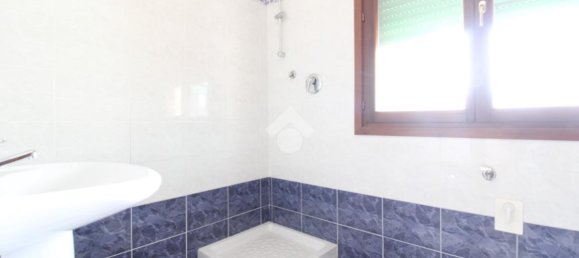 4 rooms Apartment in Sassuolo, Italy No. 107785 15