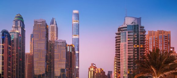 Квартира с 2 спальнями в Дубай Марина, ОАЭ № 121351 3