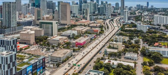 terreno en venta en Miami, Miami-Dade, Florida, USA № 614765 3
