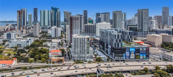 terreno en venta en Miami, Miami-Dade, Florida, USA № 614765 4