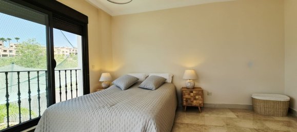 3 bedrooms Villa in Estepona, Spain No. 140658 24