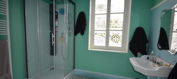 Casa de 4 dormitorios en Chateau-Thierry, France No. 363618 2