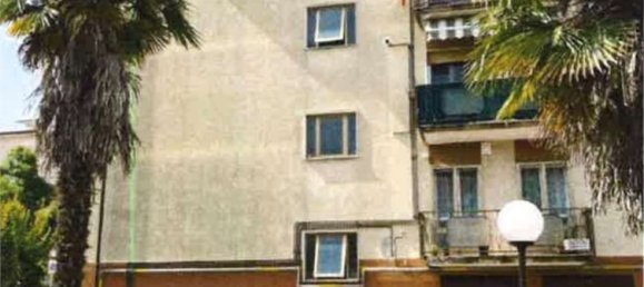 3 rooms Apartment in Spinea, Italy No. 213489 8
