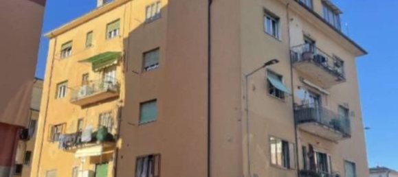 3 rooms Apartment in Arezzo, Italy No. 196809 10