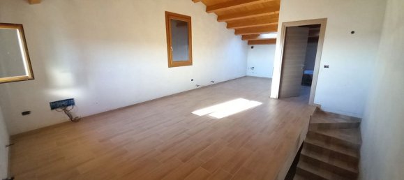 3 Schlafzimmer Villa in Chioggia, Italy, Nr. 53193 19