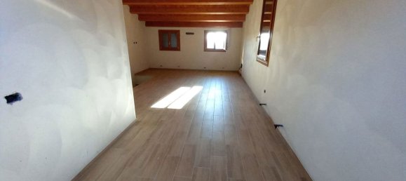3 Schlafzimmer Villa in Chioggia, Italy, Nr. 53193 17