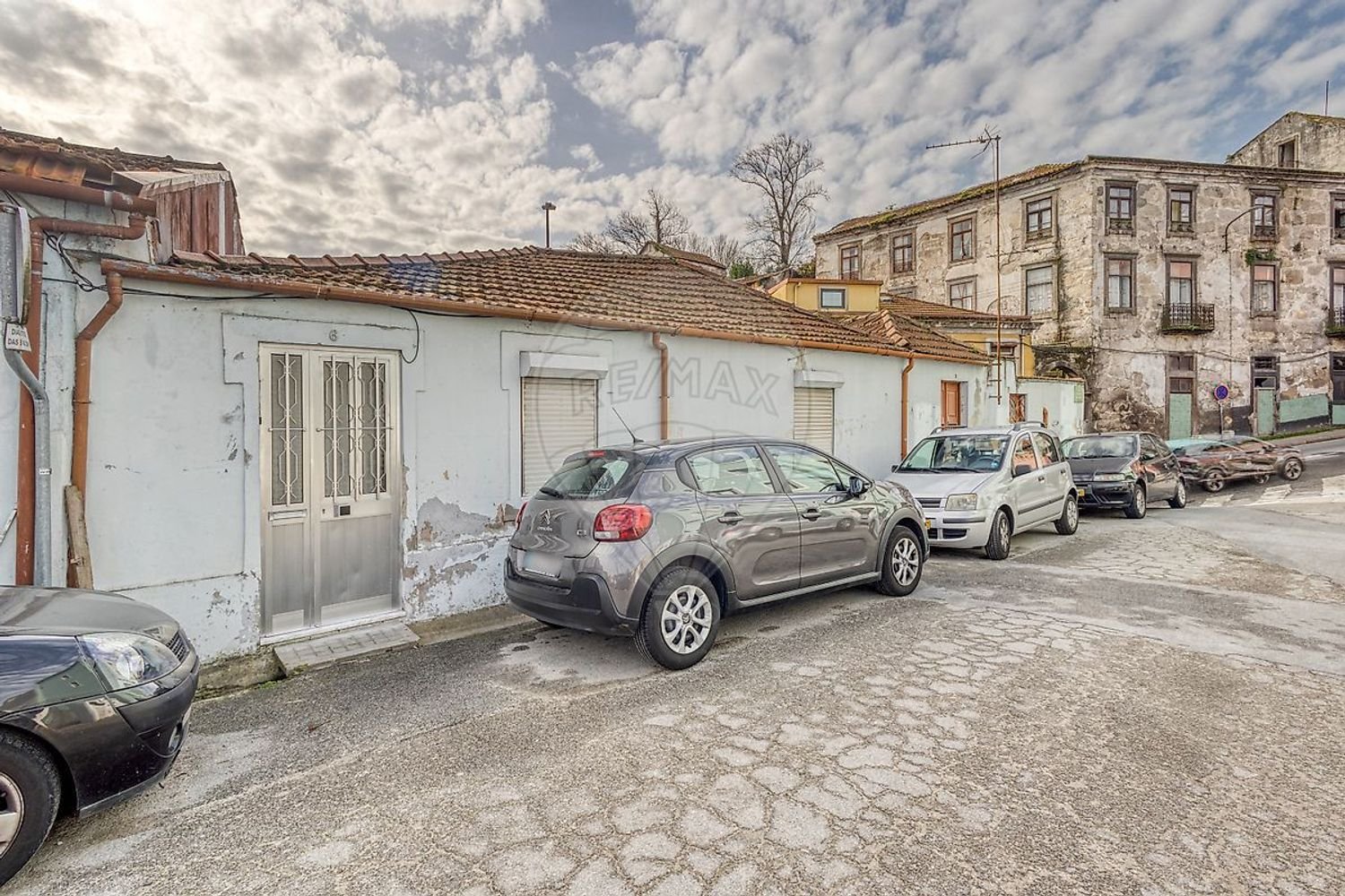 Casa de 2 dormitorios en Porto, Portugal No. 23659