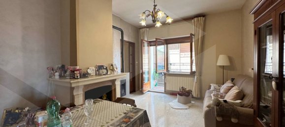 3 rooms Apartment in Luco dei Marsi, Italy No. 28353 40