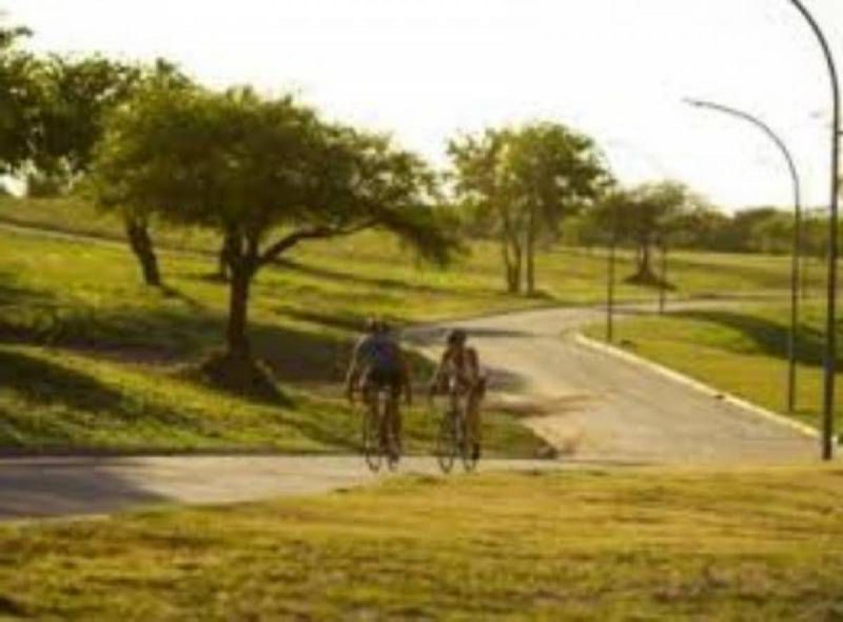 Grundstück in Cordoba, Argentina, Nr. 39366