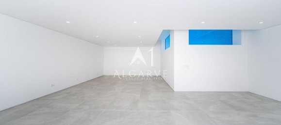 3 bedrooms Townhouse in Almancil, Portugal No. 137379 7