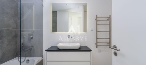 3 bedrooms Townhouse in Almancil, Portugal No. 137379 2