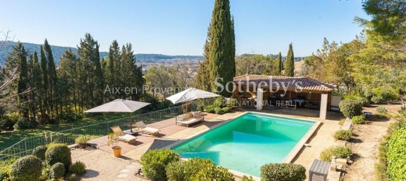 5 bedrooms Castles in Aix-en-Provence, France No. 322982 2