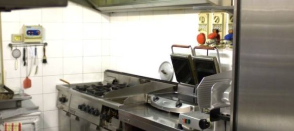 Imóvel comercial de 1 divisão em Sesto San Giovanni, Italy N.º 337704 16