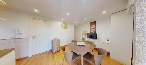 4 rooms Apartment in Naples, Italy No. 1769 21