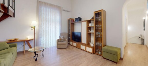 4 rooms Apartment in Naples, Italy No. 1769 20