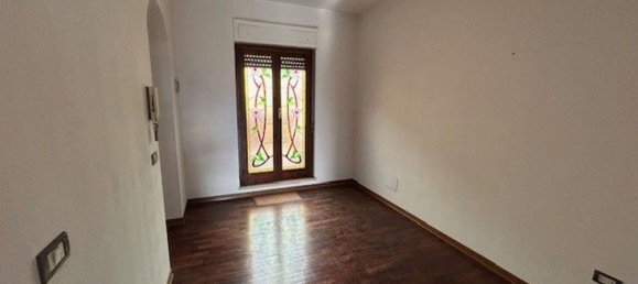 3 bedrooms Apartment in Terni, Italy No. 316879 2