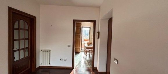 3 bedrooms Apartment in Terni, Italy No. 316879 11