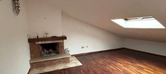 3 bedrooms Apartment in Terni, Italy No. 316879 7