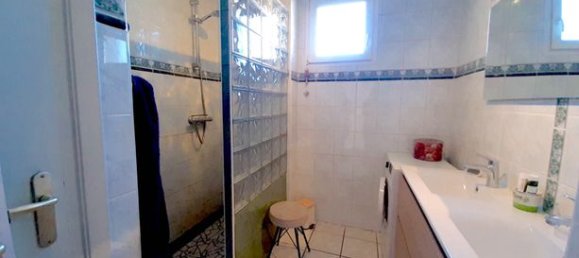 3 bedrooms Apartment in Saint-Etienne, France No. 307503 14