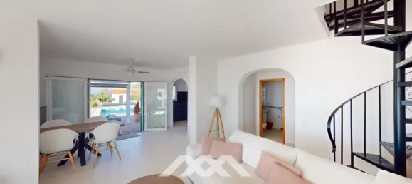 3 bedrooms Villa in Arenas, Spain No. 131049 13