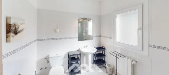 3 bedrooms Villa in Arenas, Spain No. 131049 23