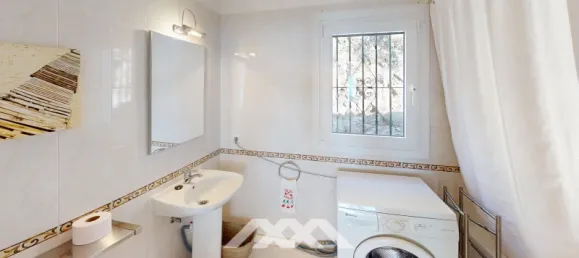 3 bedrooms Villa in Arenas, Spain No. 131049 15