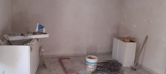 5 rooms House in Vernio, Italy No. 158756 7