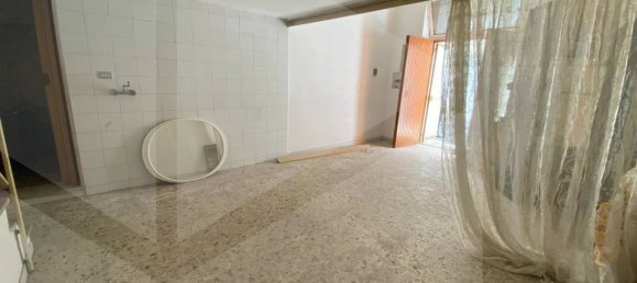 Studio in Barletta, Italy, Nr. 22731 4