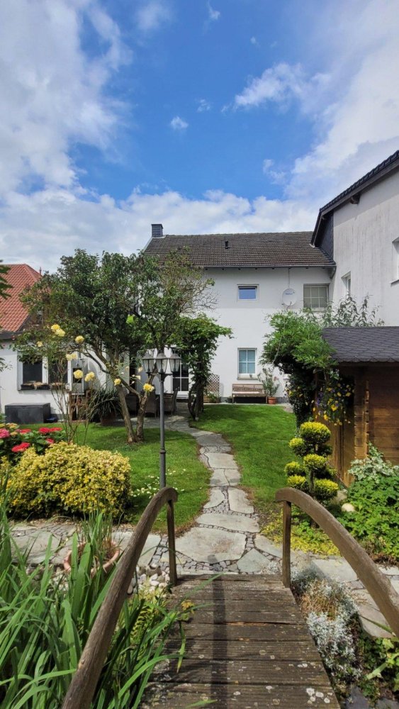 Adosado de 6 dormitorios en Soest, Germany No. 210185