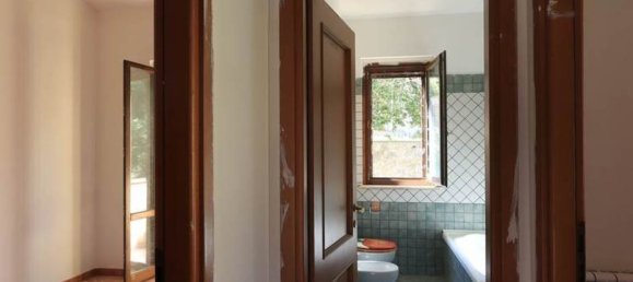 Apartamento de 2 dormitorios en Torrita di Siena, Italy No. 60231 13