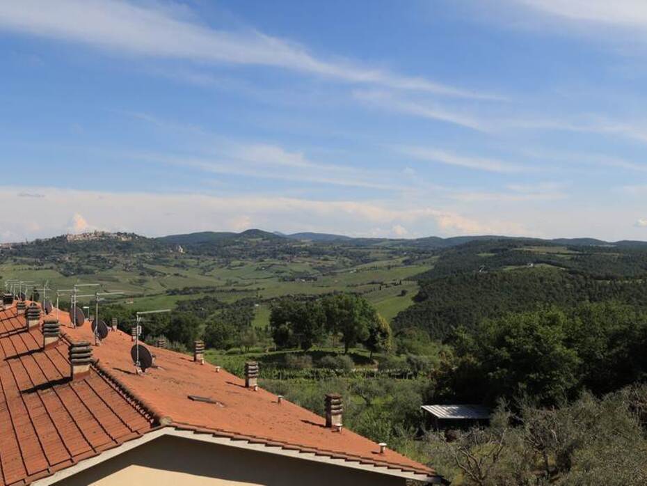 Apartamento de 2 dormitorios en Torrita di Siena, Italy No. 60231