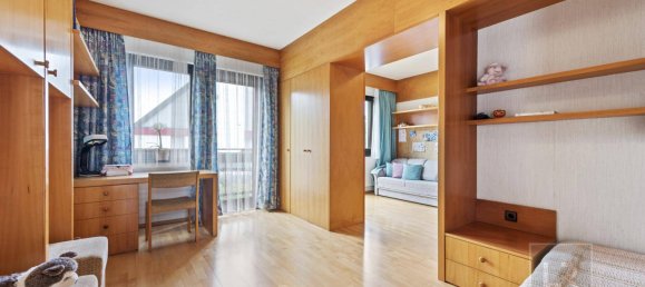 Дом с 6 спальнями в Винер Нойштадт, Австрия № 28093 10