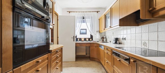 Дом с 6 спальнями в Винер Нойштадт, Австрия № 28093 7