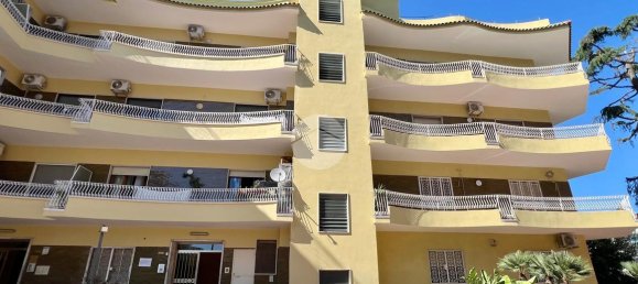 3 rooms Apartment in Marano di Napoli, Italy No. 8332 11