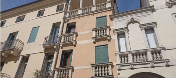 4 rooms Duplex in Vicenza, Italy No. 206549 2
