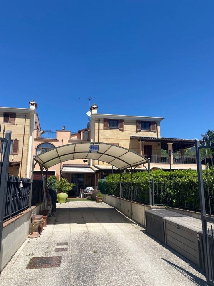 4 Schlafzimmer Villa in San Gemini, Italy, Nr. 398315