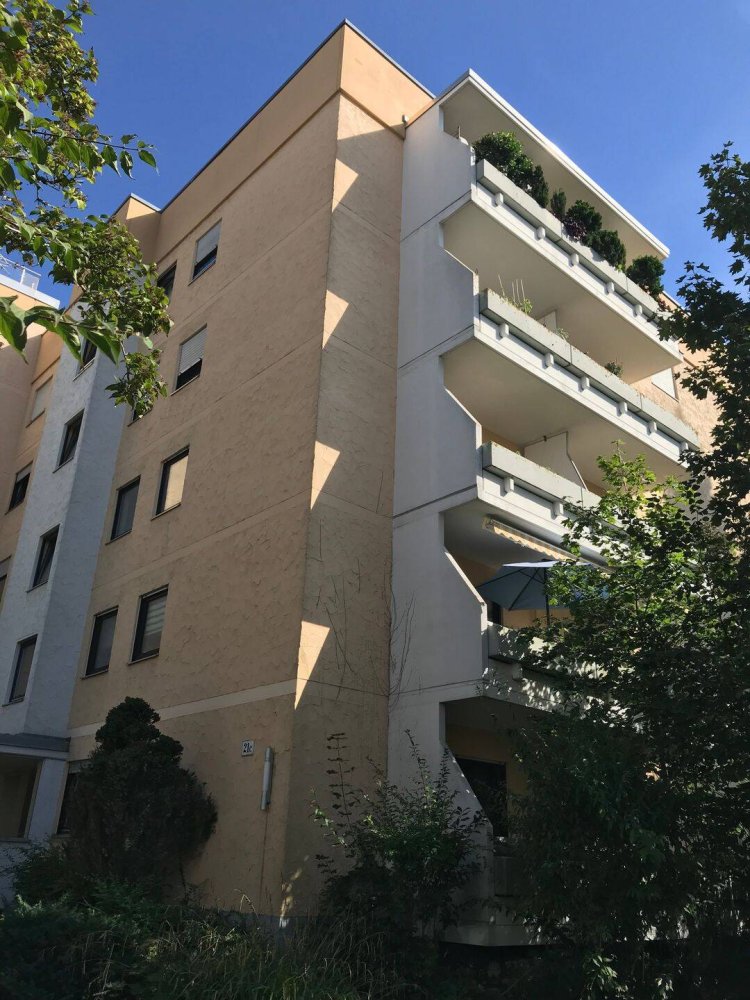 Студия в Швабах, Германия № 77004