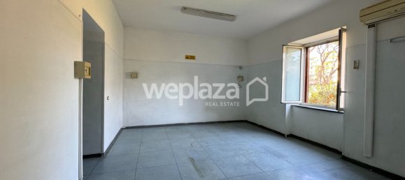 Studio in San Giorgio a Cremano, Italy No. 197116 7