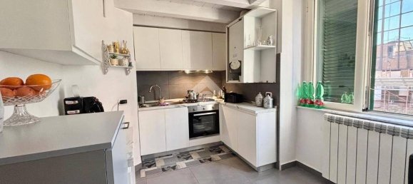 2 bedrooms Apartment in Naples, Italy No. 52376 7