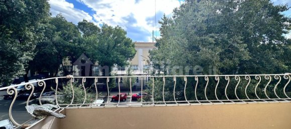 Apartamento de 2 dormitorios en Florence, Italy No. 187994 14