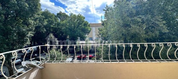 Apartamento de 2 dormitorios en Florence, Italy No. 187994 13