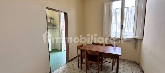 Apartamento de 2 dormitorios en Florence, Italy No. 187994 8