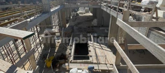 Коммерческая недвижимость с 1 комнатой в Лечче, Италия № 95339 31