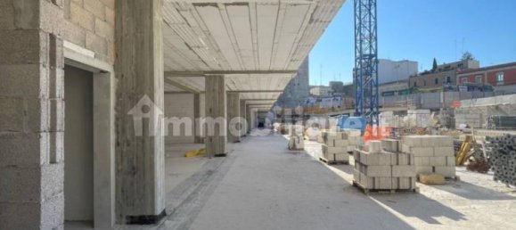 Коммерческая недвижимость с 1 комнатой в Лечче, Италия № 95339 27