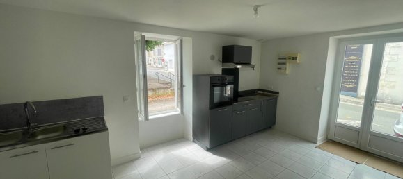 Дом с 3 спальнями в Ла Ронд, Франция № 282351 2