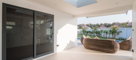 3 bedrooms Cafe / restaurant in Hua Hin, Thailand No. 6446 13