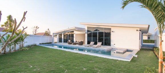 3 bedrooms Cafe / restaurant in Hua Hin, Thailand No. 6446 2