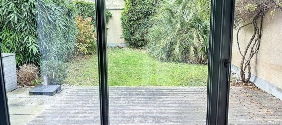 5 bedrooms House in Reims, France No. 155989 41