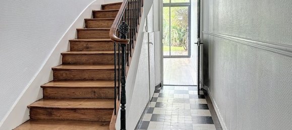 5 bedrooms House in Reims, France No. 155989 33